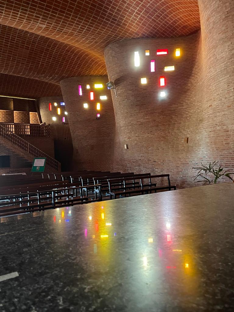 Iglesia del Cristo Obrero de Eladio Dieste. Atlántida